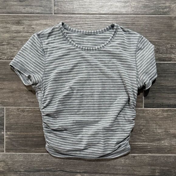 Lululemon All it Takes Striped Short-Sleeve Fitted Top (Size Likely 2 or 4) - Picture 5 of 6